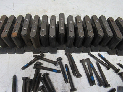 K001284AAA P7082B2 2 Bolt Mounted Isolation Sortation Insert W/Bolts Lot Of 15
