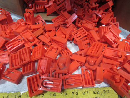 Dematic 06881-00059 Sortation Diverting Slide Shoe Conveyor Clips Lot Of 300+