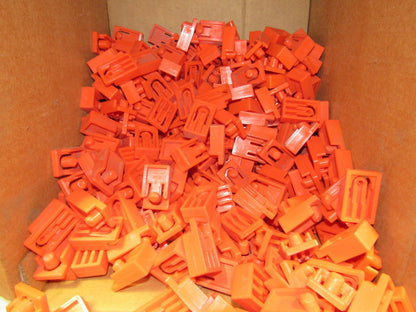 Dematic 06881-00059 Sortation Diverting Slide Shoe Conveyor Clips Lot Of 300+