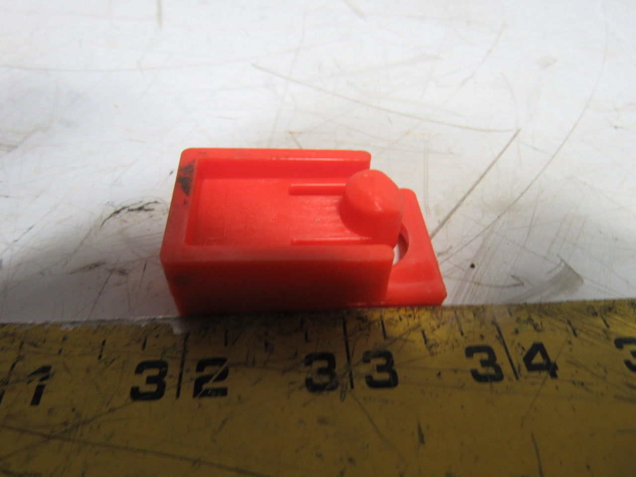 Dematic 06881-00059 Sortation Diverting Slide Shoe Conveyor Clips Lot Of 300+