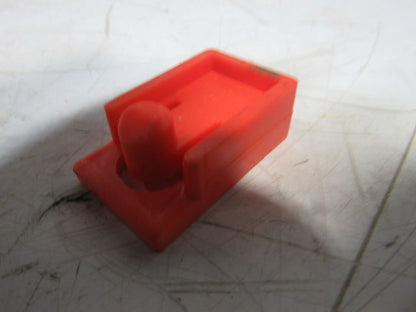 Dematic 06881-00059 Sortation Diverting Slide Shoe Conveyor Clips Lot Of 300+
