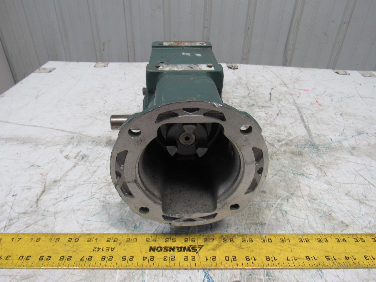 Dodge 23A25L14 25:1 Ratio 1750RPM 1.65Hp Input 70RPM LH Output Gear Reducer