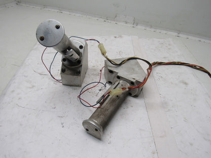 7233-B-PHD 200072 Heavy Duty Aluminum Two Hand Control Switches Lot Of 2