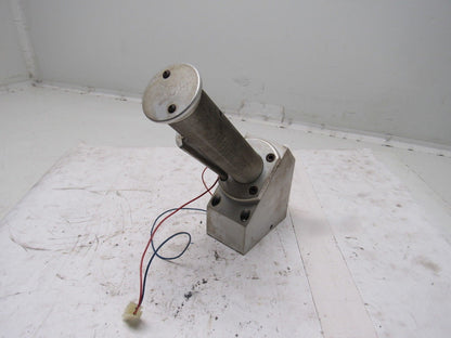 7233-B-PHD 200072 Heavy Duty Aluminum Two Hand Control Switches Lot Of 2