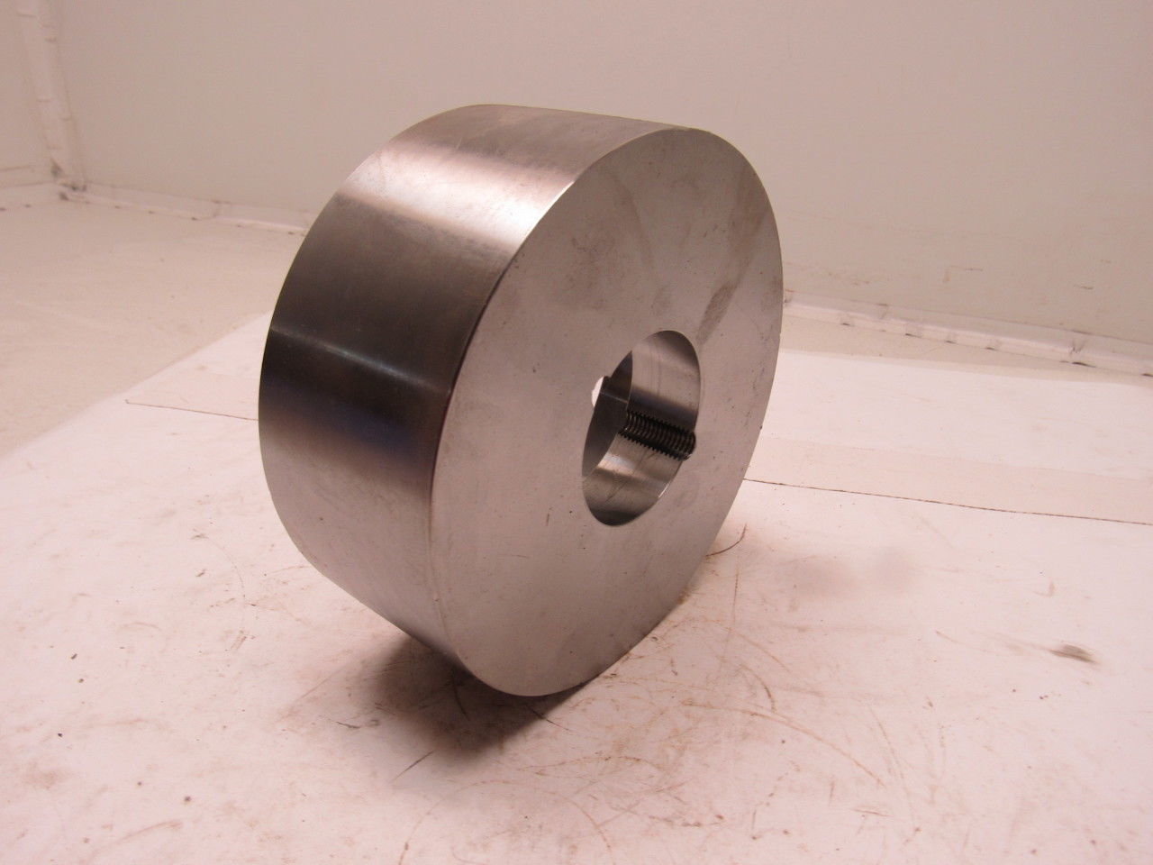 5.96" x 2-3/8" Crowned Belt Pulley 1610 RPM Taper Lock