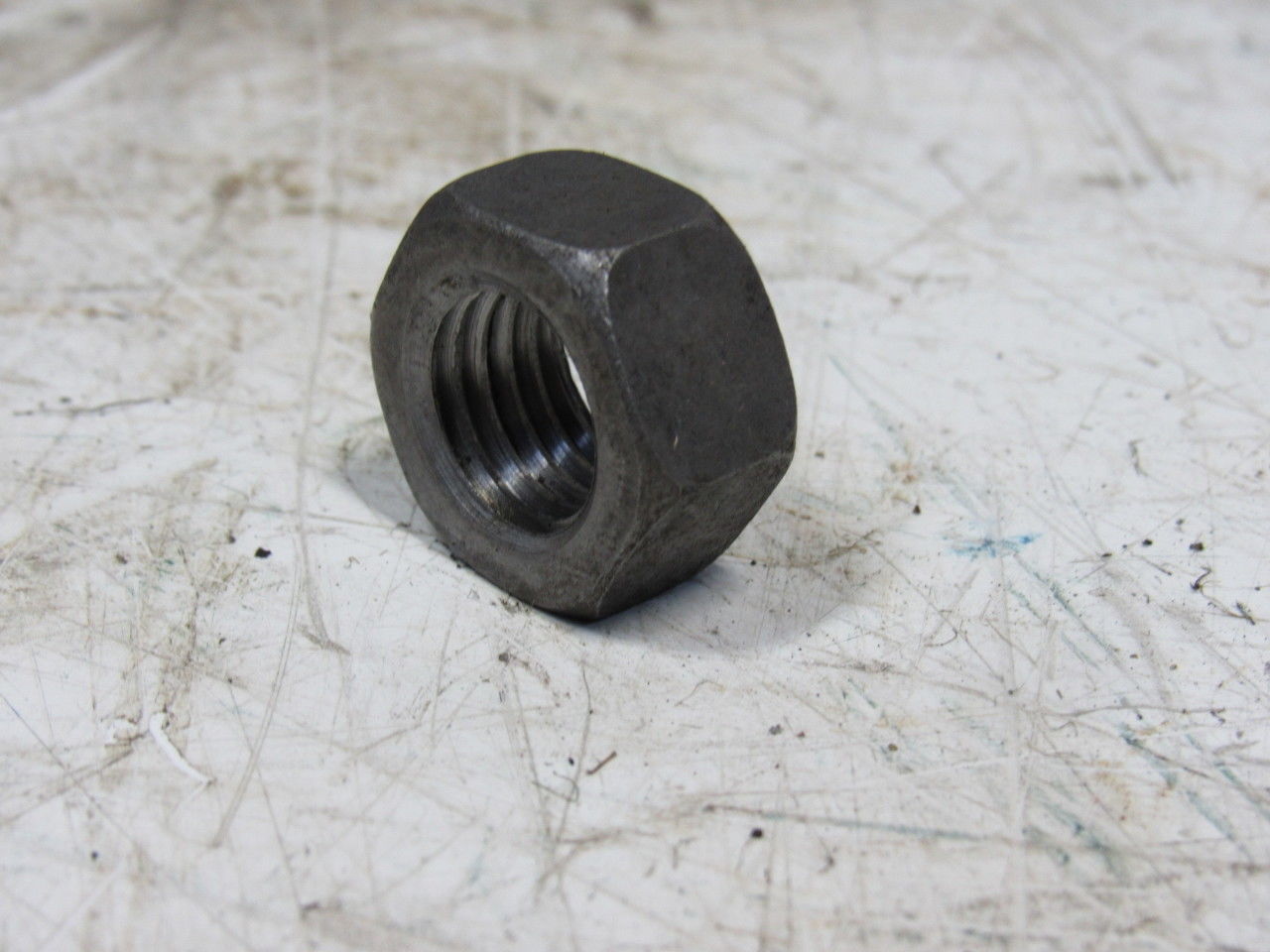 M16 / 16mm-2.0 Hex Nuts High Tensile 8.8 Black Oxide Lot of 400
