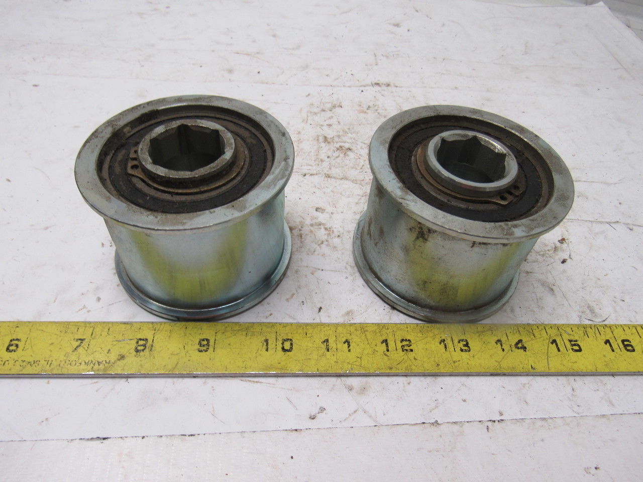 3" OD Snubber Roller 2" Wide Belt 1-1/8" Hex Bore Lot Of 2
