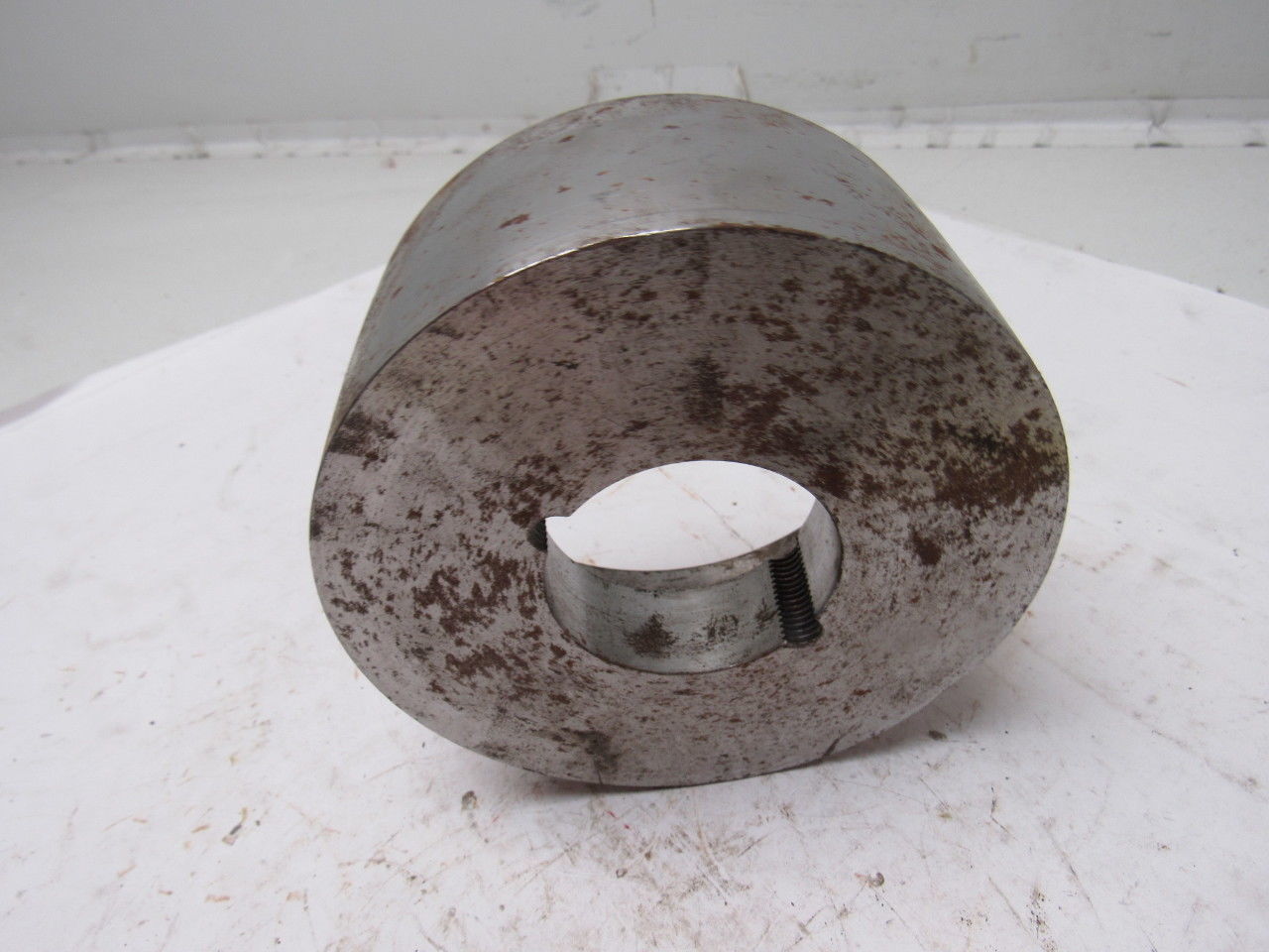 5.28" x 2-3/8" Wide Crowned Face End Pulley Taperlock Bushed 1610