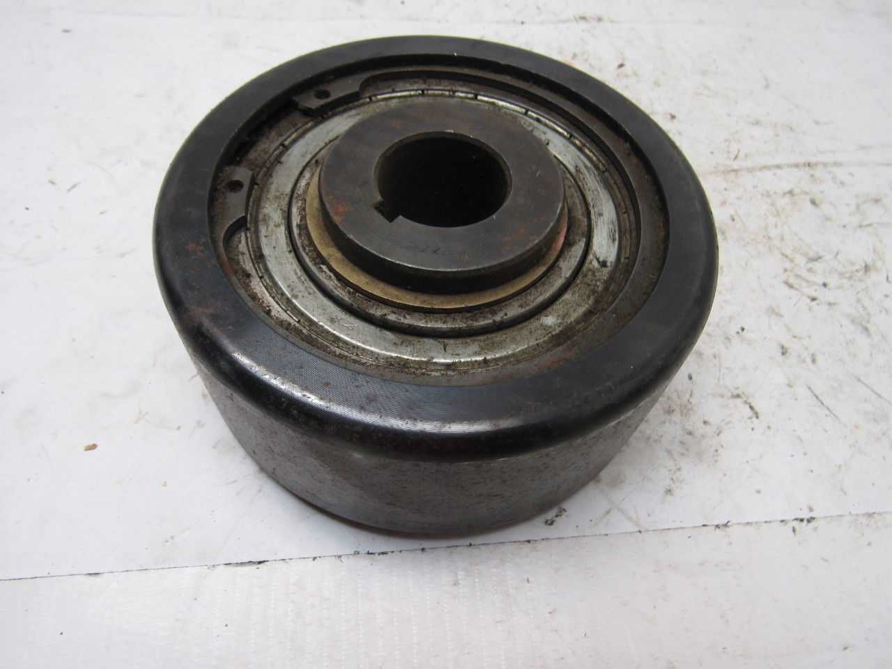 5-1/2" OD x 2-1/4" Crowned Face End Pulley 1-1/4" Keyed Bore