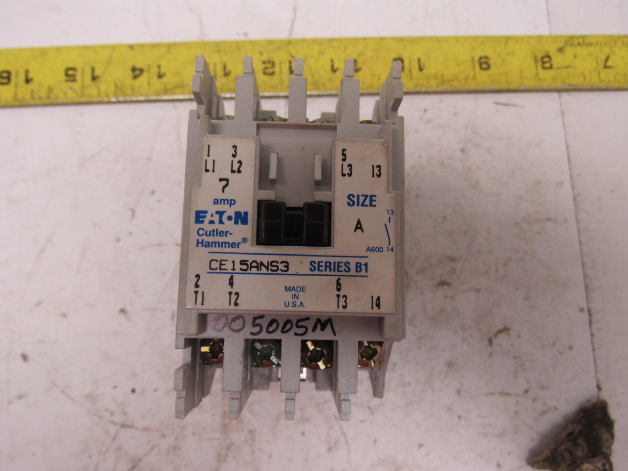 Cutler Hammer CE15BNS3AB Ser B1 3 Pole Open 600V 3Ph 7.5Hp MAX 120V Coil