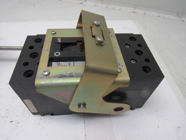 ABB UXAB 727131 R 103 3 Pole 20A Circuit Breaker 480VAC 500VDC W/Operator