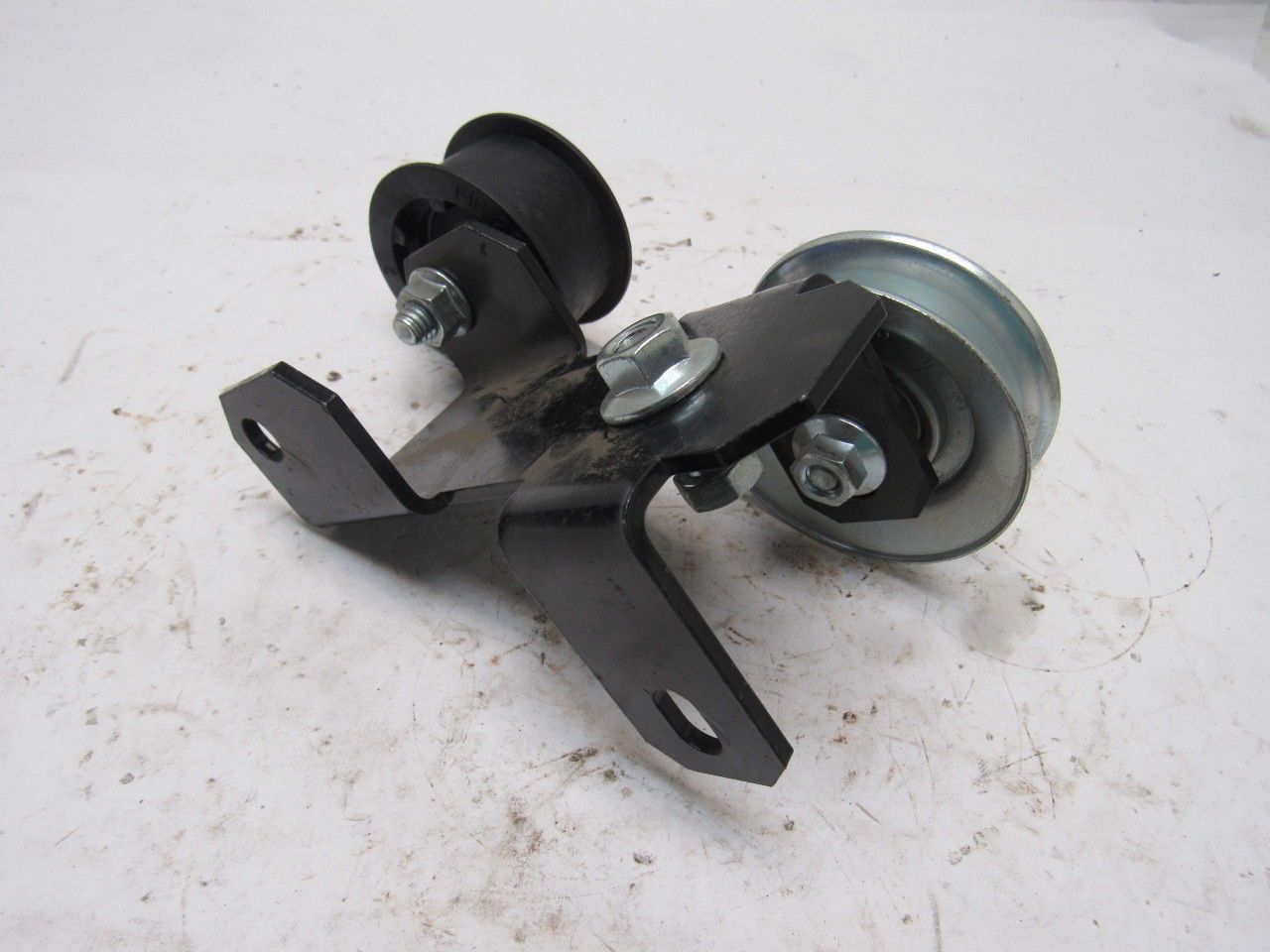 Dematic K041521AAA Power Twist V Belt  Guide Roller Conveyor Drive Idler Ass'y