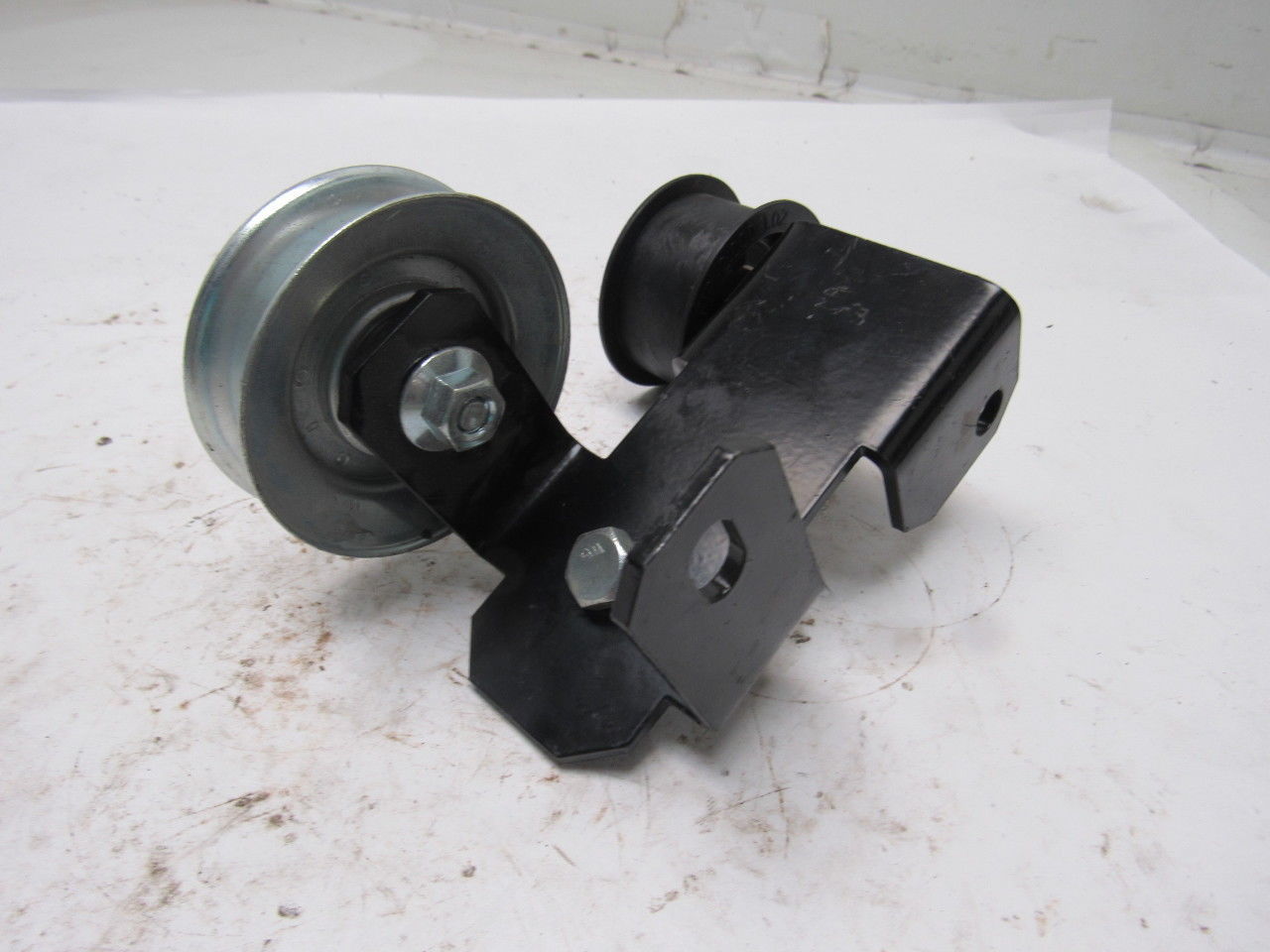 Dematic K041521AAA Power Twist V Belt  Guide Roller Conveyor Drive Idler Ass'y