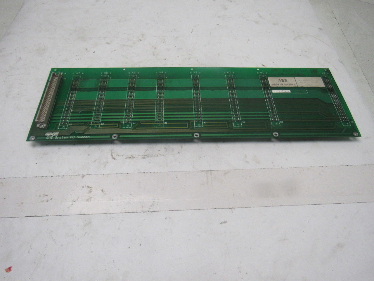 ABB 3HAA3563-ARA Back Plane Circuit Board