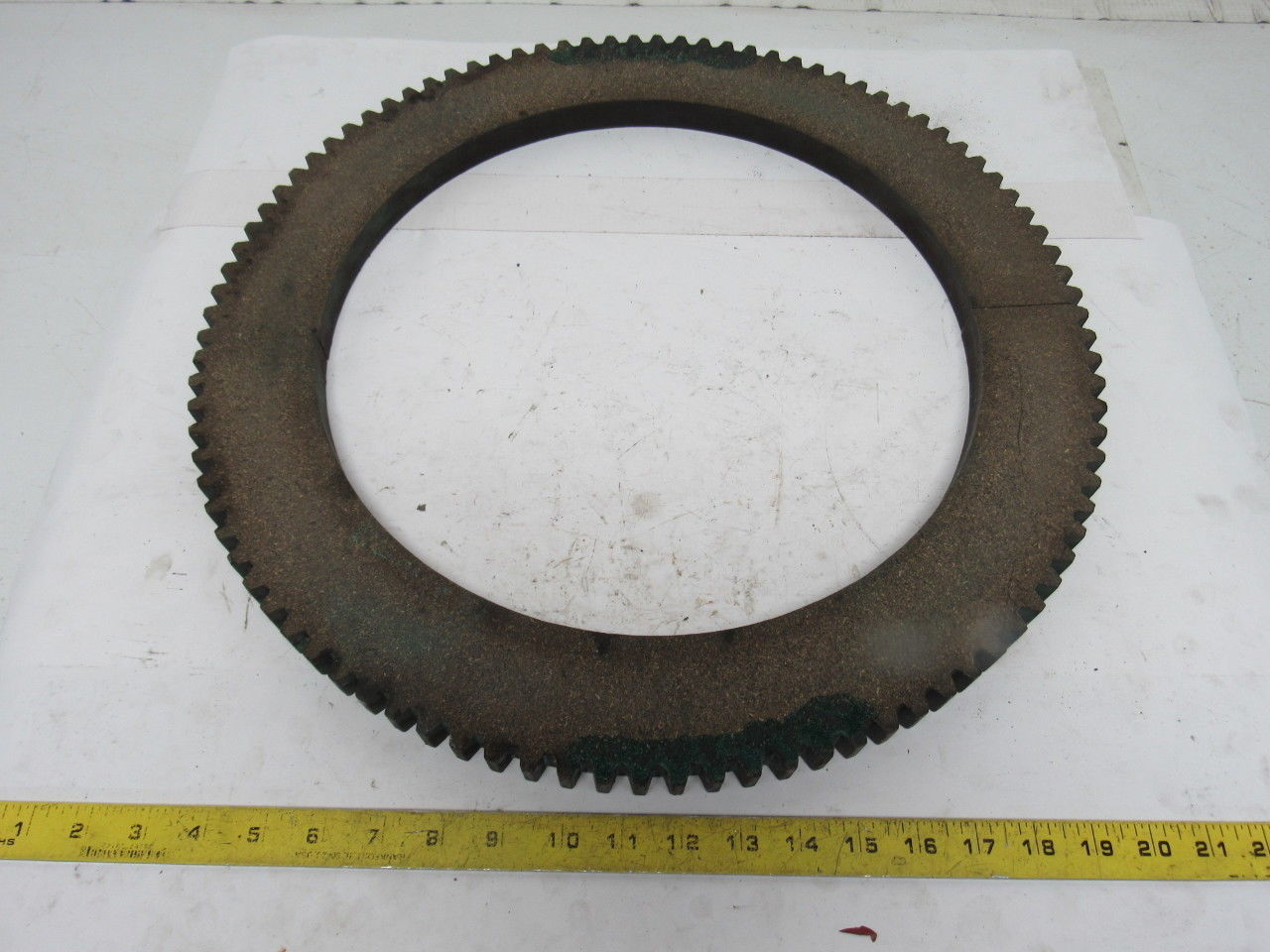 19-1/2" OD 14-1/4" ID Internal Tooth 96T 0.885" Thick Clutch Friction Disc