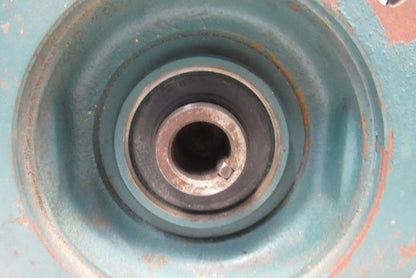 Dodge 140/262-15 15:1 Ratio 1750RPM 2.24Hp Input 117RPM RH Output Gear Reducer