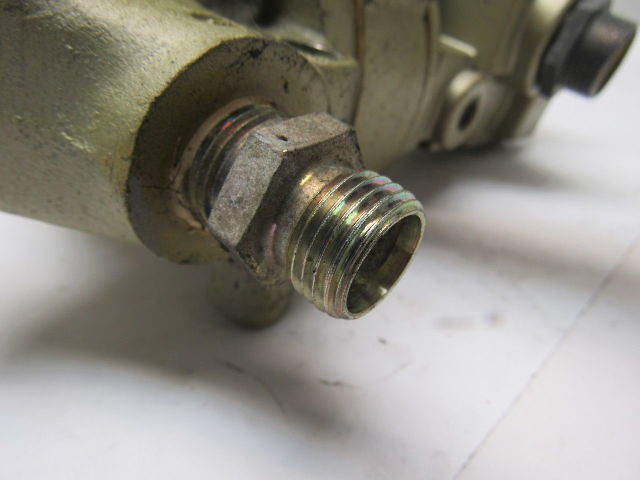 Ross D2773A3072 3/8" NPT Pressure Relief Control Assembly Solenoid Valve 24VDC