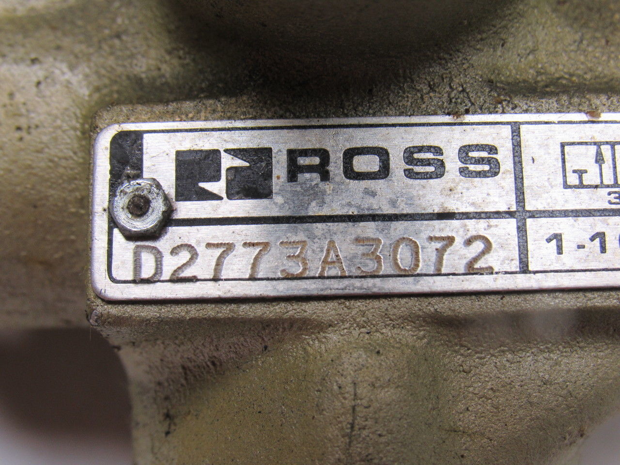 Ross D2773A3072 3/8" NPT Pressure Relief Control Assembly Solenoid Valve 24VDC