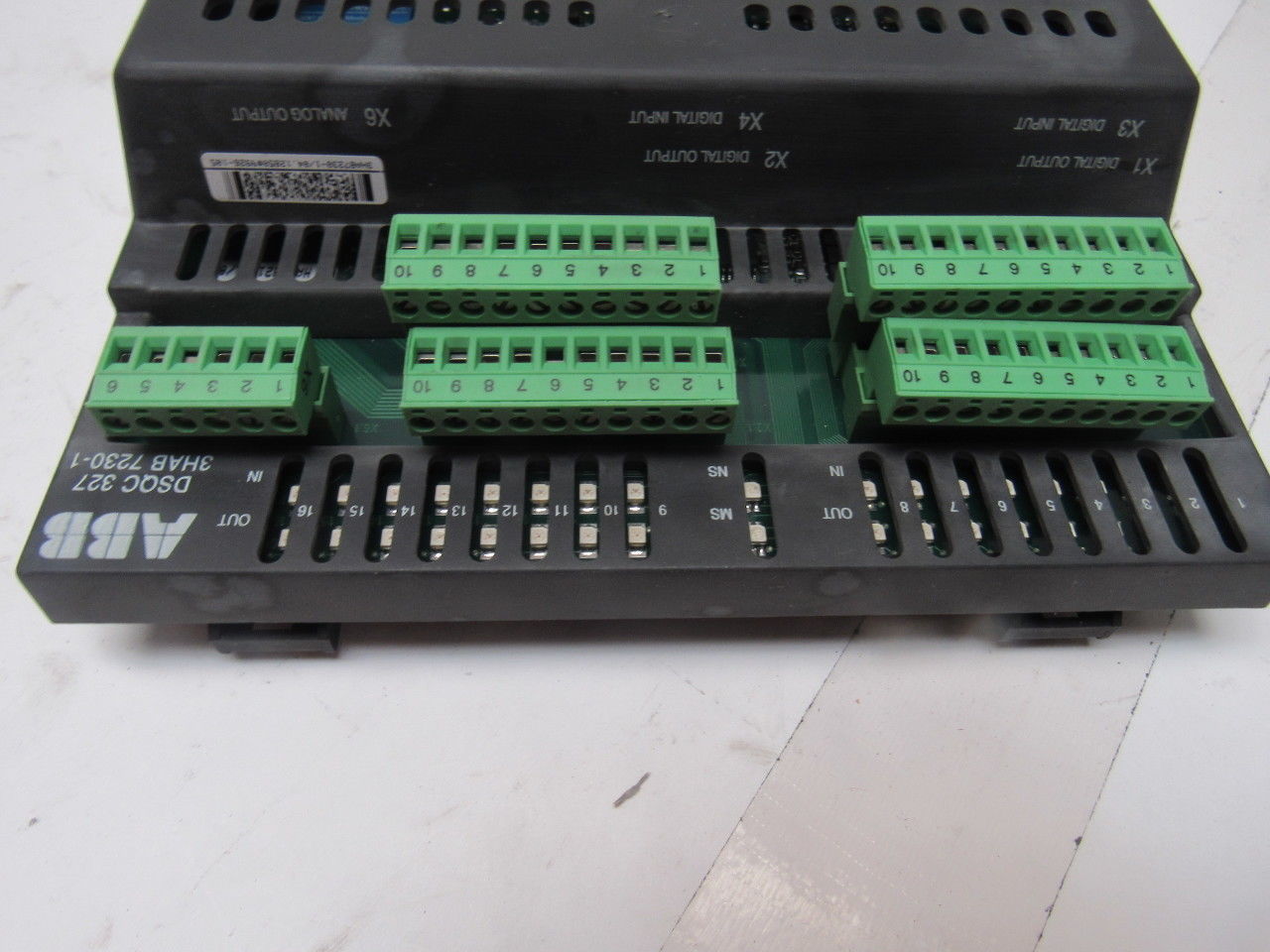 ABB Robotics 3HAB7230-1/04 DSQC327 Digital Combination I/O Module