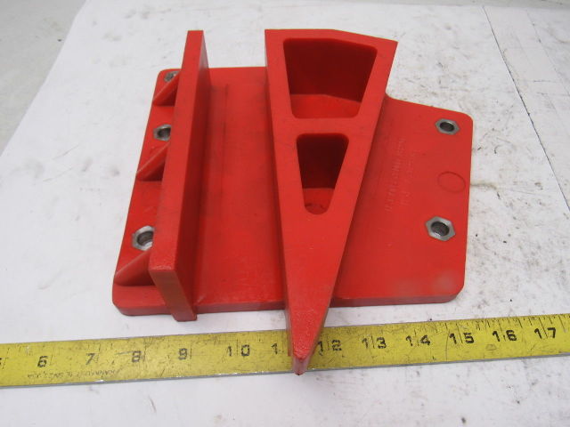 Dematic 06881-00032 Sorting Conveyor Divert Nose 20 Deg 3/8-16" Insert RH