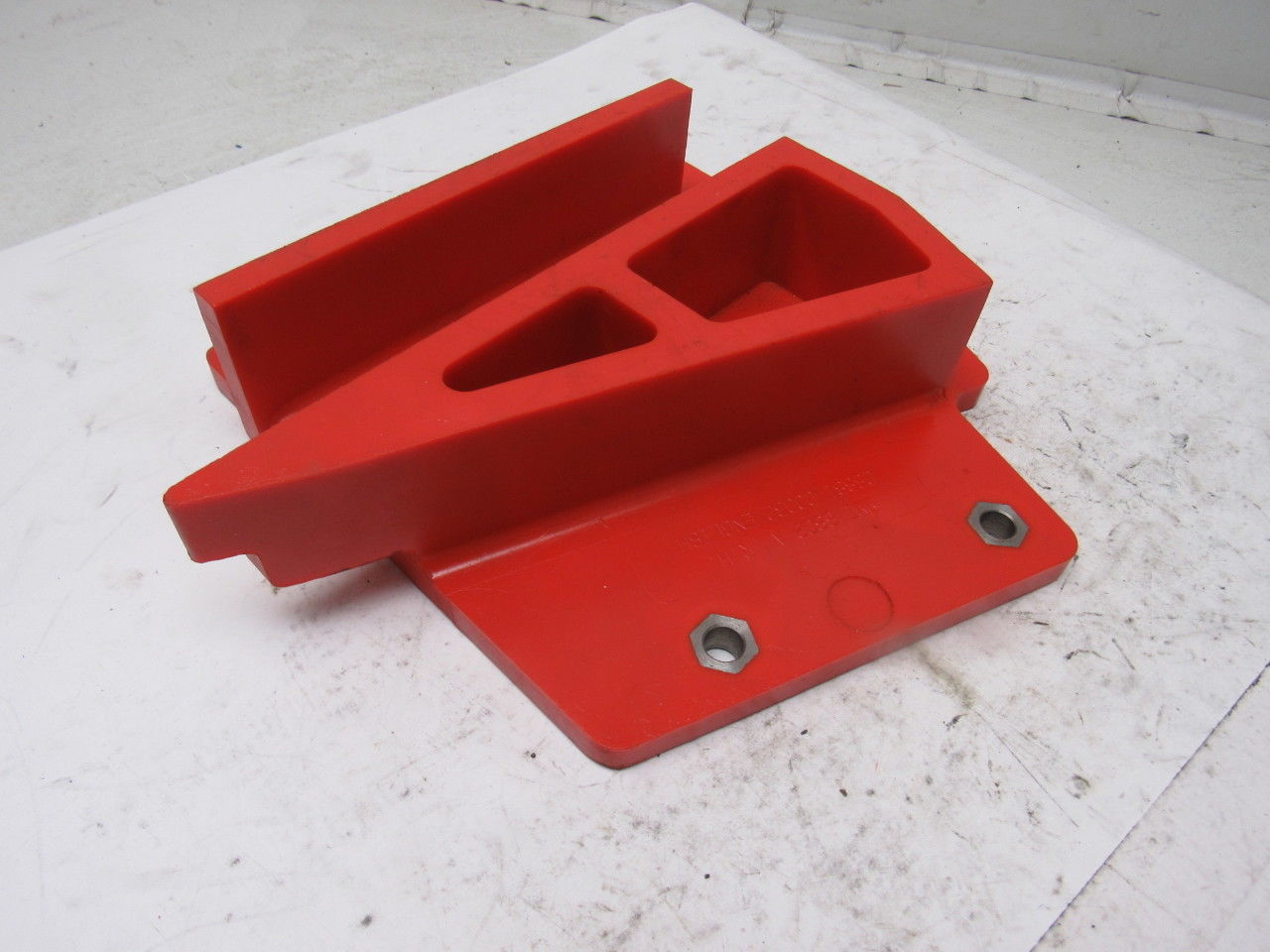Dematic 06881-00032 Sorting Conveyor Divert Nose 20 Deg 3/8-16" Insert RH