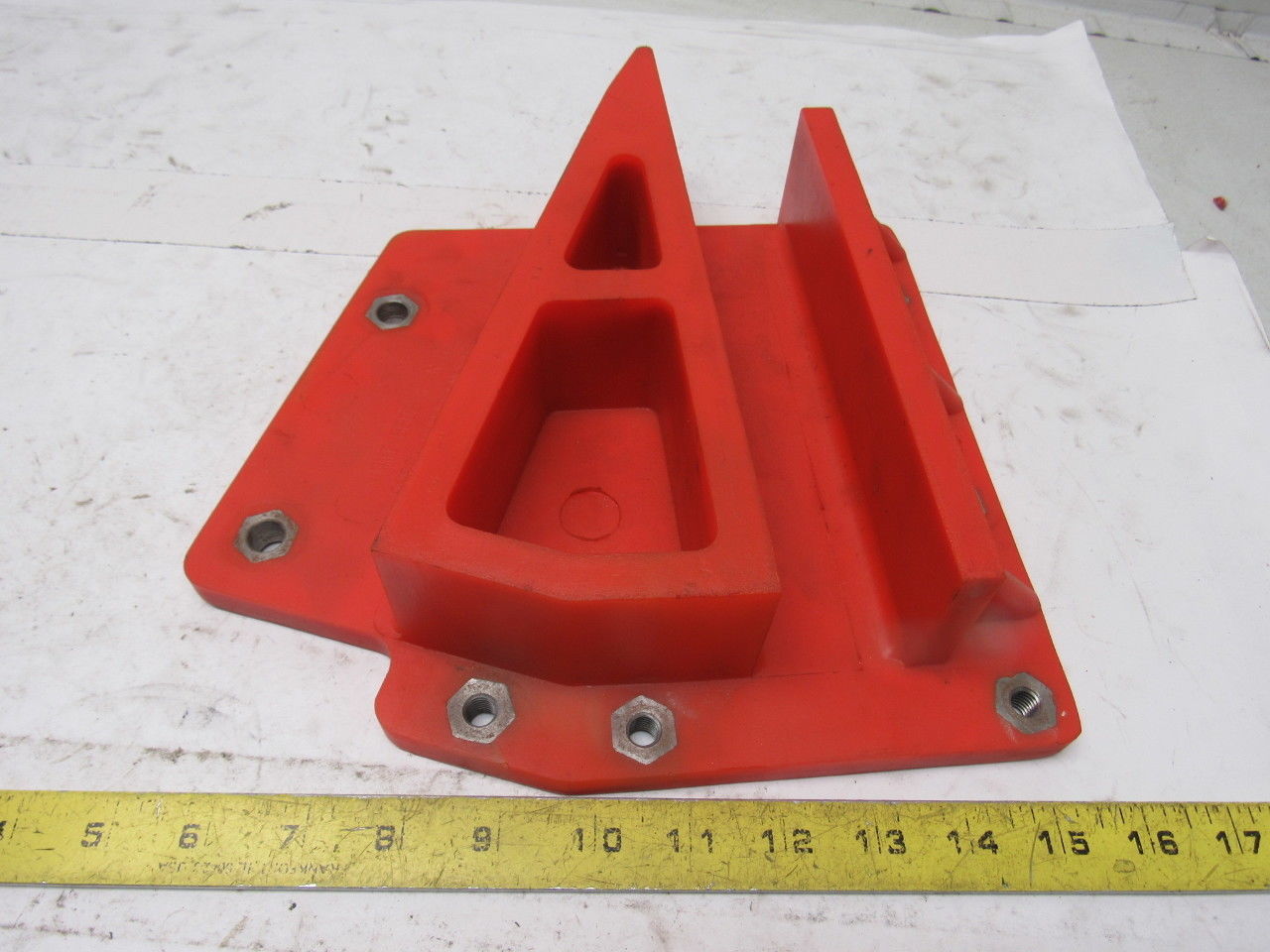 Dematic 06881-00032 Sorting Conveyor Divert Nose 20 Deg 3/8-16" Insert RH