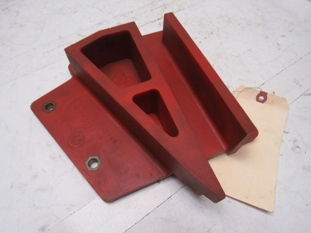 Dematic 06881-00031 Sorting Conveyor Divert Nose Left Hand 20 Deg 3/8-16 Insert