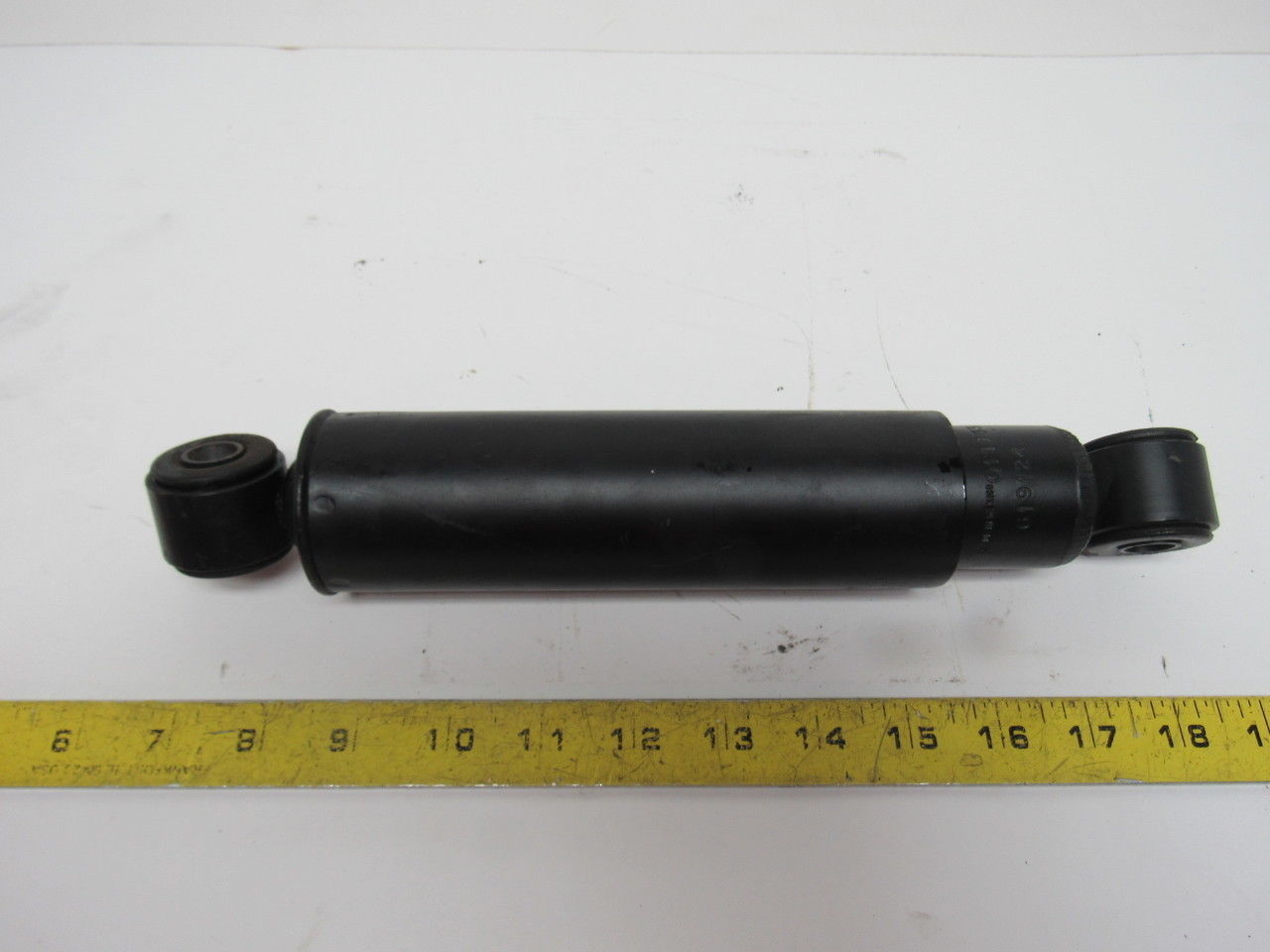 Q11133 1-5/8" Bore 6" Stroke Easy Up Slow Return Shock Leveler Cylinder