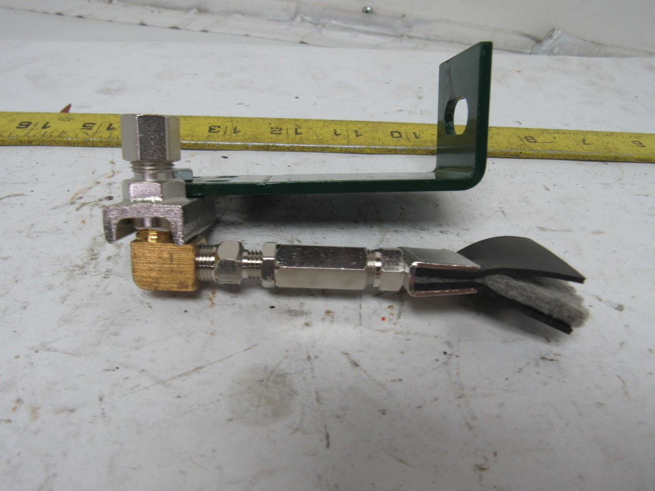 Trico 36933 In Process Drip Lubrication Applicator Felt Wiper Conveyor Assembly