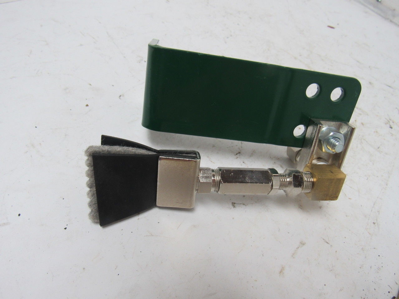 Trico 36933 In Process Drip Lubrication Applicator Felt Wiper Conveyor Assembly