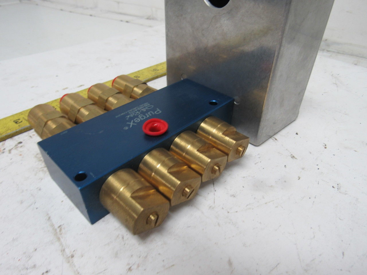Hankscraft Oil-Rite Model E PurgeX 120V Oil Lubricator Manifold Assembly
