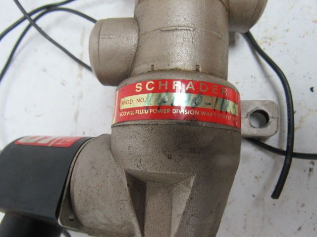 Schrader Skovill 44100-1115 Dbl Solenoid Operated 5/4  Position Valve 120V Coil