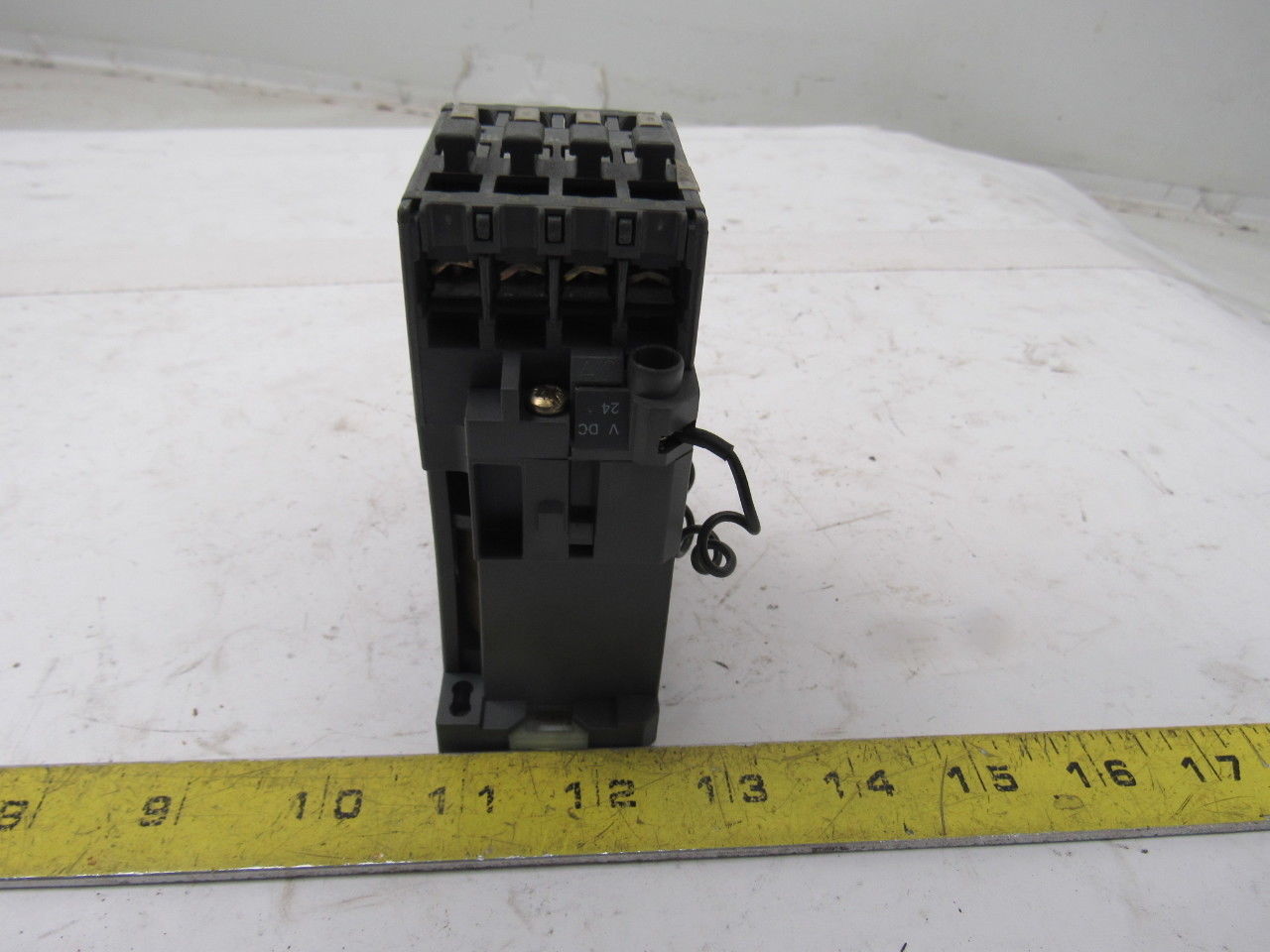 ABB BC9-22-00 Contactor 24VDC Coil