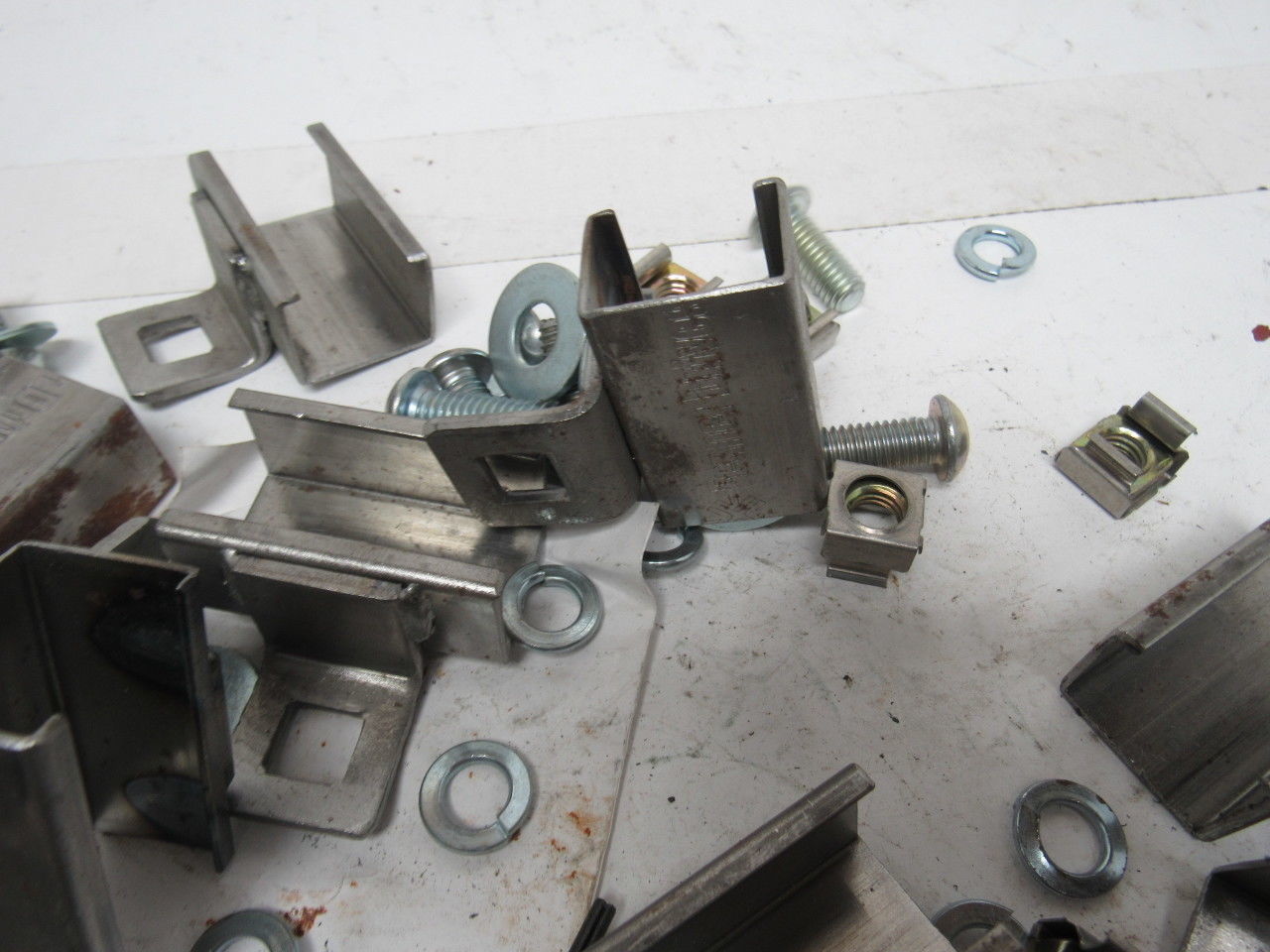 Fenner Drives Trackstar Mounting Brackets 1.19x0.94" Tall C10 Channel Lot/19