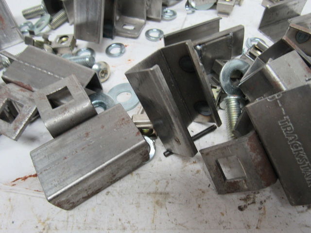 Fenner Drives Trackstar Mounting Brackets 1.19x0.94" Tall C10 Channel Lot/19