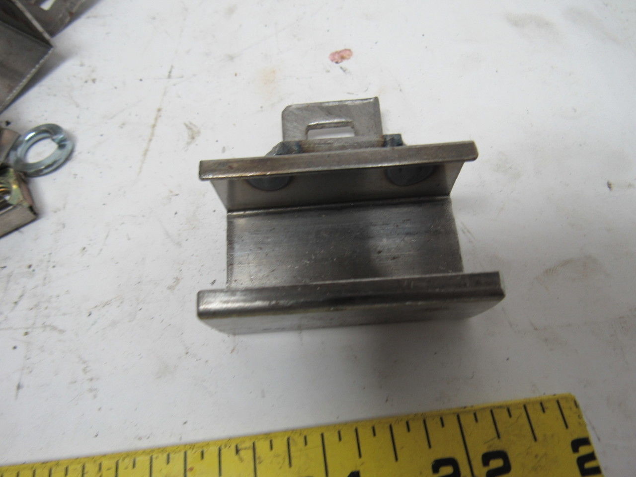 Fenner Drives Trackstar Mounting Brackets 1.19x0.94" Tall C10 Channel Lot/19