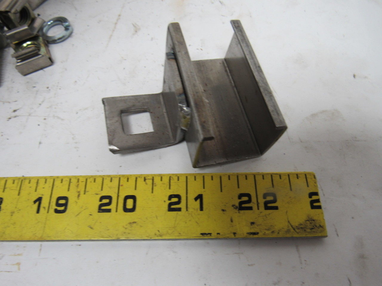 Fenner Drives Trackstar Mounting Brackets 1.19x0.94" Tall C10 Channel Lot/19