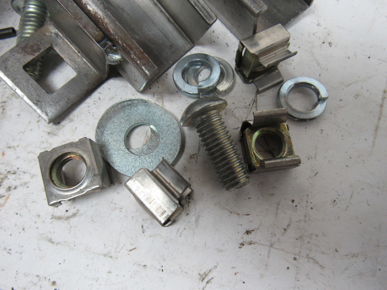 Fenner Drives Trackstar Mounting Brackets 1.19x0.94" Tall C10 Channel Lot/19