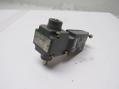 Cutler Hammer E50BH1RFY1 Side Plunger Pin Limit Switch Component No Receptacle