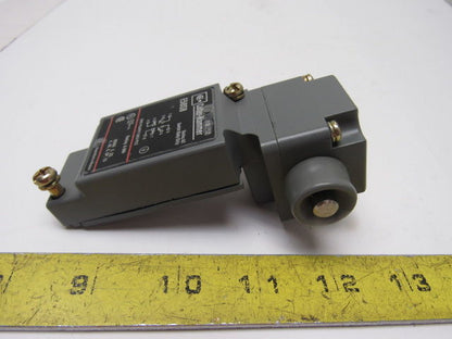 Cutler Hammer E50BH1RFY1 Side Plunger Pin Limit Switch Component No Receptacle