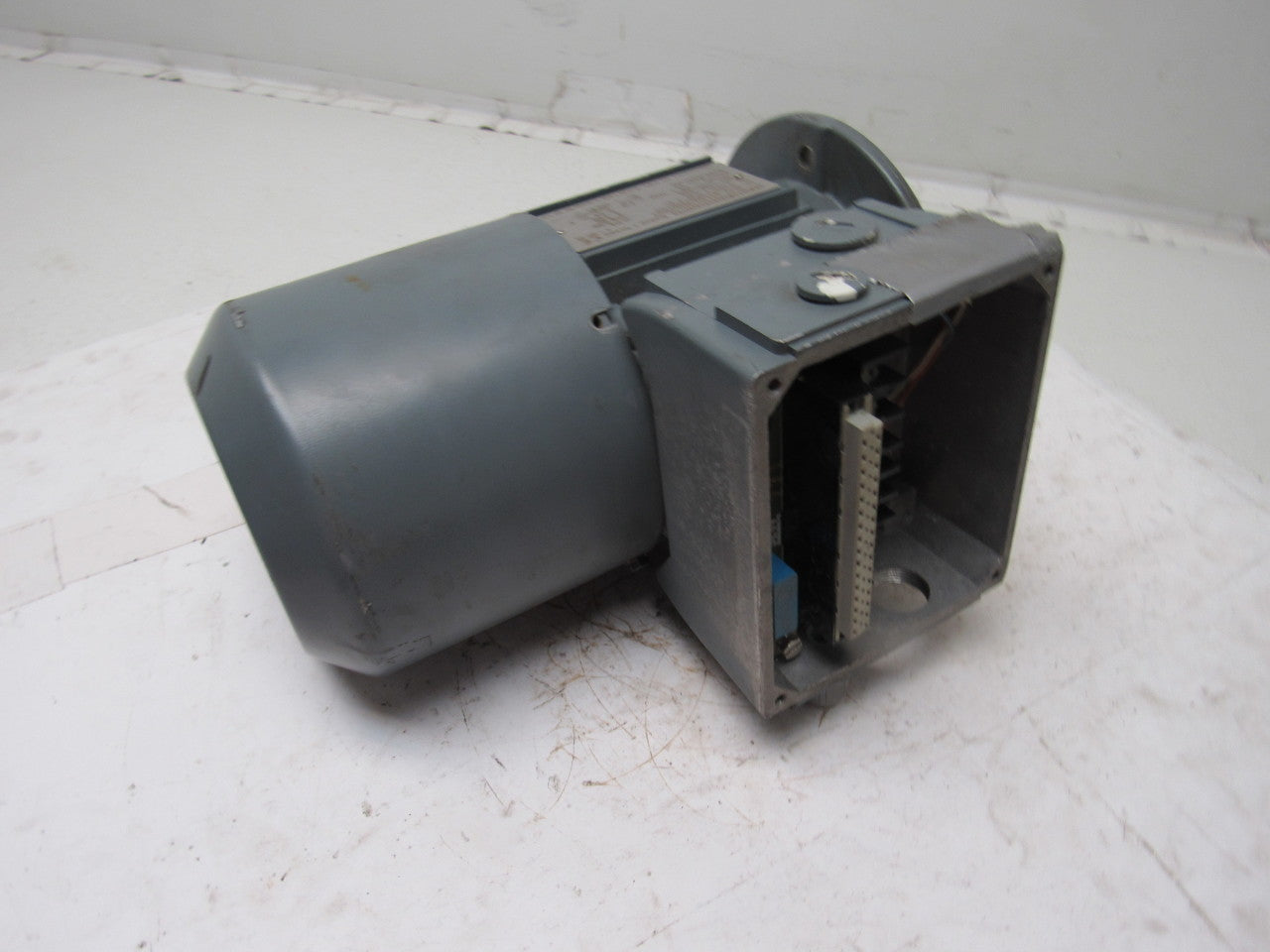 Sew Eurodrive RF67DT71D4/BMG/MM03 0.75KW Electric Motor 380-500V 50/60Hz