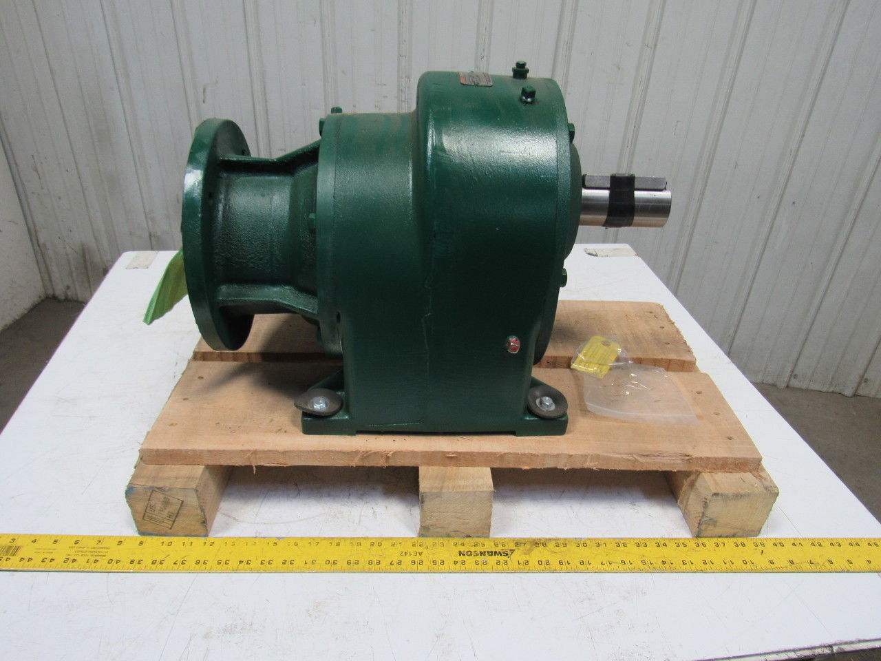 Master 9.3:1 Ratio 1750RPM 51.10Hp Input 16430# Inline Gear Reducer