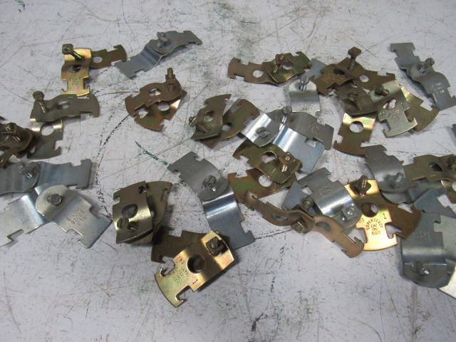 1" B Line Super Strut Mixed Lot Pipe Rigid EMT Strut Clamp Straps Lot Of 30