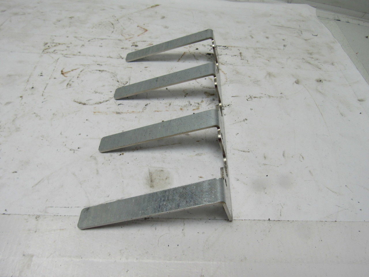 Roach 02A Live Roller Conveyor Finger Guard Strip Lot Of 10
