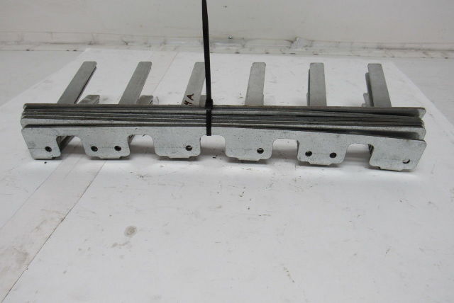 Roach 04A Live Roller Conveyor Finger Guard Strip Lot Of 6