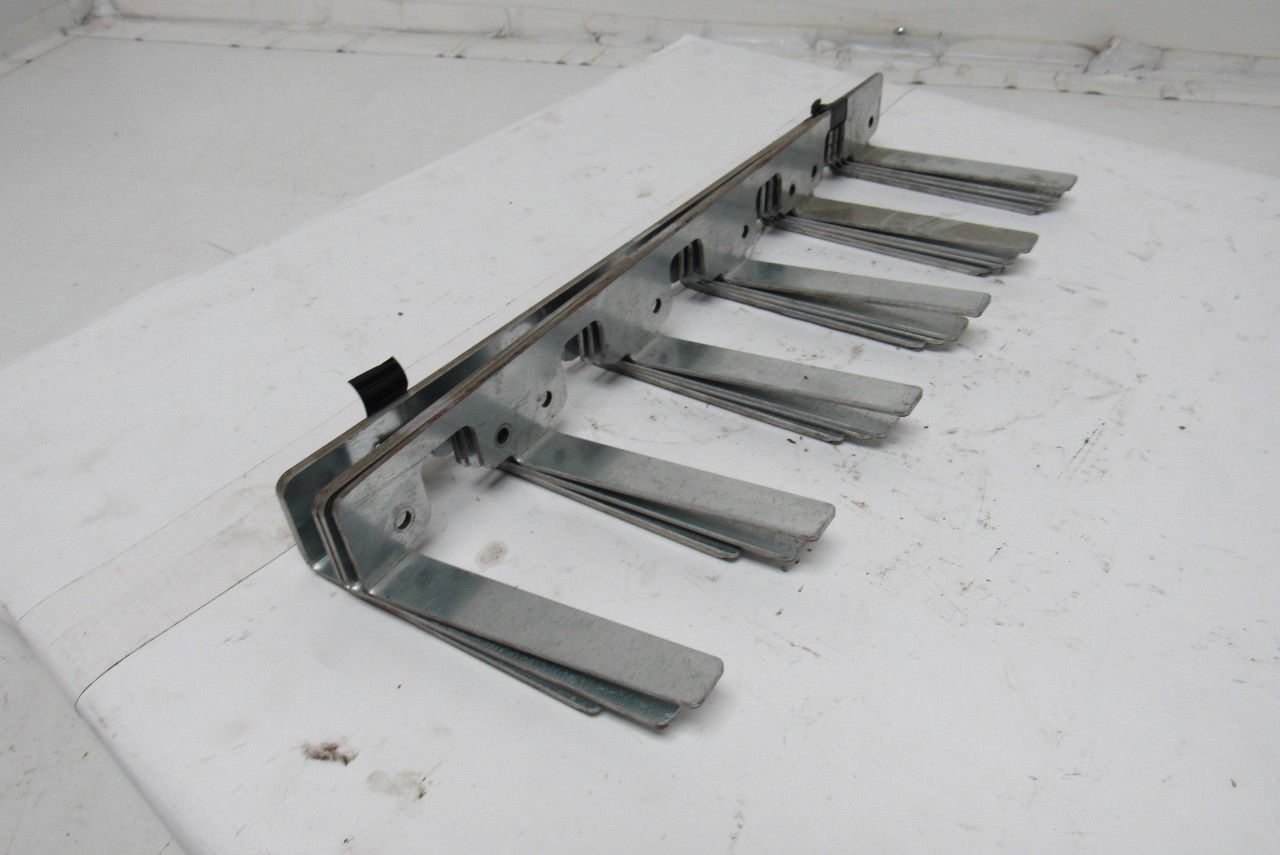 Roach 04B Live Roller Conveyor Finger Guard Strip Lot Of 5