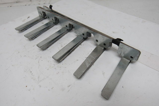 Roach 04B Live Roller Conveyor Finger Guard Strip Lot Of 5