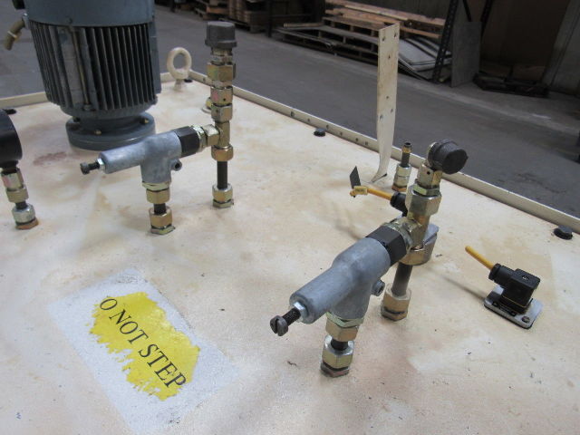 Vogel ZR190BW400-S1 100 Gal. Dual Pump Centralized Lubricating System 240/480