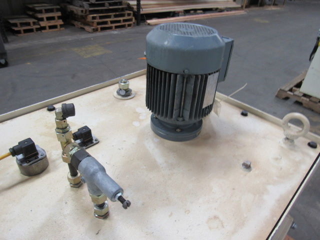 Vogel ZR190BW400-S1 100 Gal. Dual Pump Centralized Lubricating System 240/480