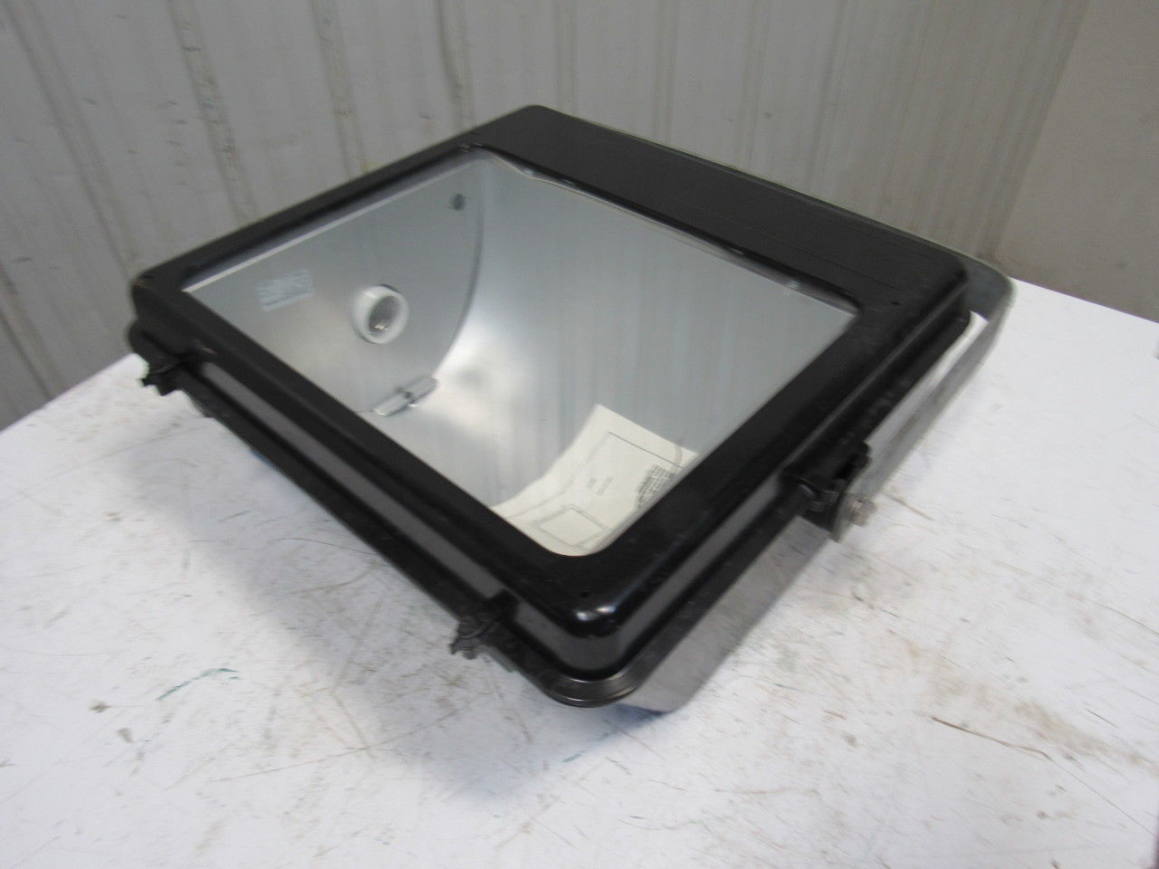 AMERICAN ELECTRIC LIGHTING 77X1MCA48076YGBK ULTRAFLOOD Floodlight 1000W 480V